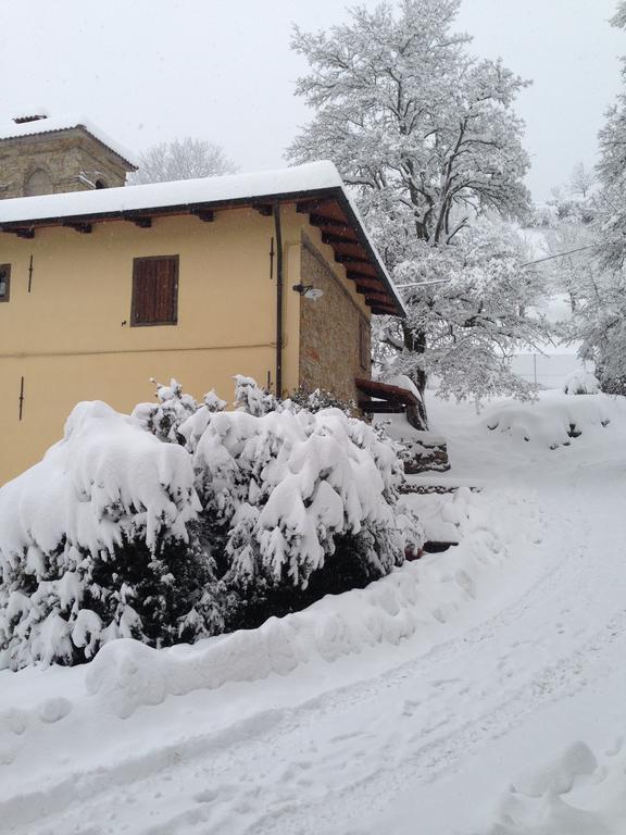 Agriturismo Il Passeggere Villa Bruscoli Eksteriør bilde